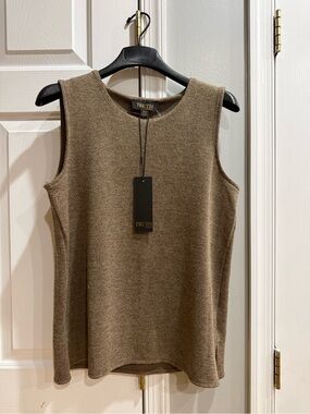 TRUTH Men's Brown Crewneck Sleeveless Sweater